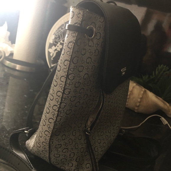 Guess Purse . main image 4